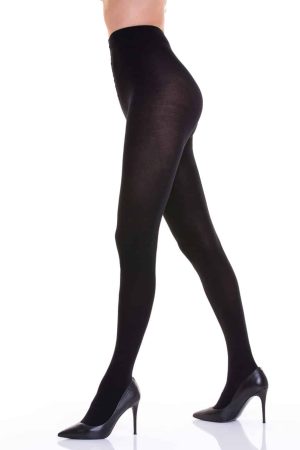 San Giacomo Strømpebukser Velvet Cotton Nero 120 Denier Ekstremt bløde og uigennemsigtige strømpebukser i 120 denier. Fremstillet af eksklusiv egyptisk bomuld og mikrofiber, der sikrer en luksuriøs fornemmelse med bomuld mod huden og mikrofiber på ydersiden. Den unikke konstruktion med mikrofiber på ydersiden og bomuld på indersiden gør strømpebukserne utroligt bløde, komfortable og særdeles slidstærke – både i brug og efter gentagne vaske. Du finder 8 forskellige ensfarvet strømpebukser, som passer perfekt til ethvert outfit. Ses her i farven Nero / Sort En klassiker til en hver garderobe.