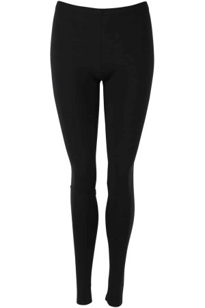 Danefæ Leggings Danematch Black Super lækre leggings i en rigtig god pasform, som er perfekte under en kjole eller en nederdel. Gamacherne sidder godt på kroppen og materialet er skønt strækbart. Gamacherne er lavet af 95% bomuld og 5% elastan. . Vælg mellem 4 smukke farver. Danefæ Leggings Danematch Black lækre at have på, du kan bruge dem hele året. Se vores også vores store udvalg af strømpebukser på shoppen.