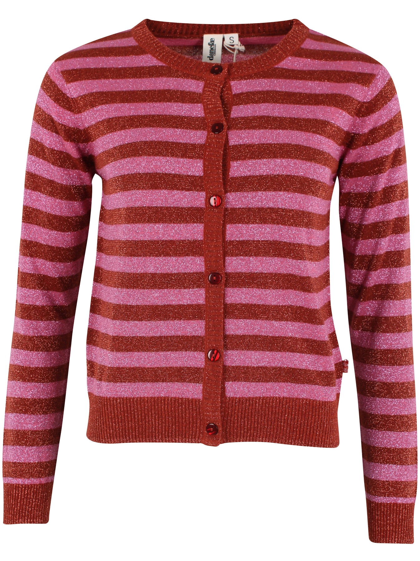 Danefæ Cardigan Glitter Chili Cherry Danefæ Glitter cardigan er den perfekte valg til din efterårs- og vintergarderobe. Den fineste striber. der giver dig både komfortabelt og smart look på de kolde dage. Cardiganen er med lange ørmer og gennemknappes, og har rund hals, hvilket giver et elegant udtryk og let at style med et par jeans eller nederdel.