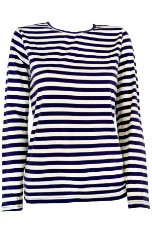Danefæ Danejubii Modal Dark Navy/Chalk Danefæ Danehero lækre stribet bluse, i flot Blå og råhvide striber super behagelig pasform. Blusen har rund halsudskæring og lange ærmer. lækker blanding af bomuld og modal Match denne stribet bluse med en nederdel eller et par bukser, eller under en cardigan. Se vores også vores store udvalg af strømpebukser på shoppen.