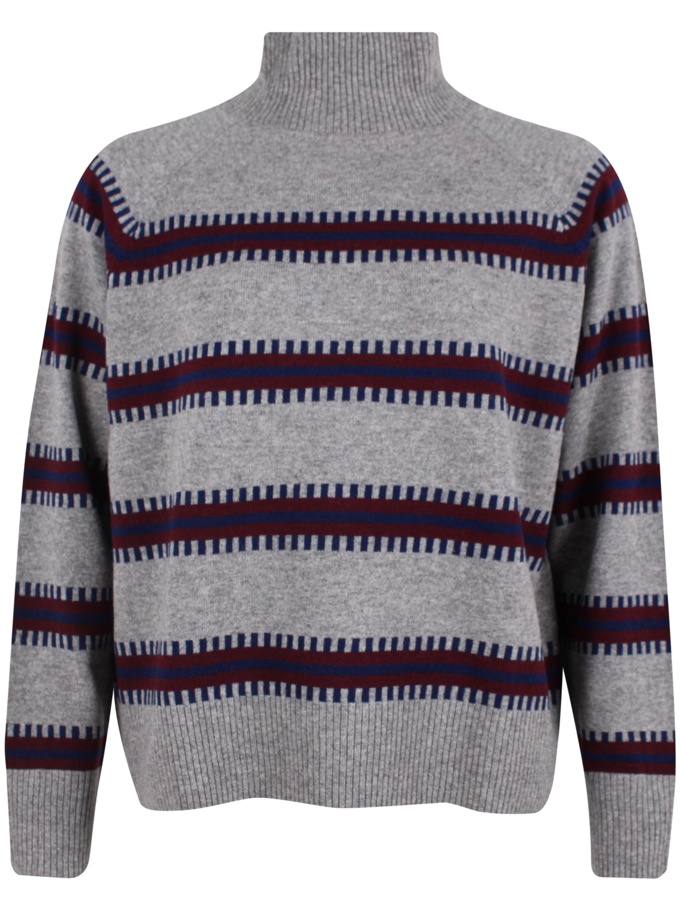 Danefæ Sweater Danetuba Heater Grey Danetuba sweater Merino uld Sweater er den perfekte valg til din efterårs- og vintergarderobe. Smuk grå farve med et fine mønster i bordeaux og blå. 100% merinould, der giver dig både komfortabelt og smart look på de kolde dage. Sweateren har rund høj hals, hvilket giver et elegant udtryk og let at style med et par jeans eller nederdel. Holderden dejlig varm hele vinteren.